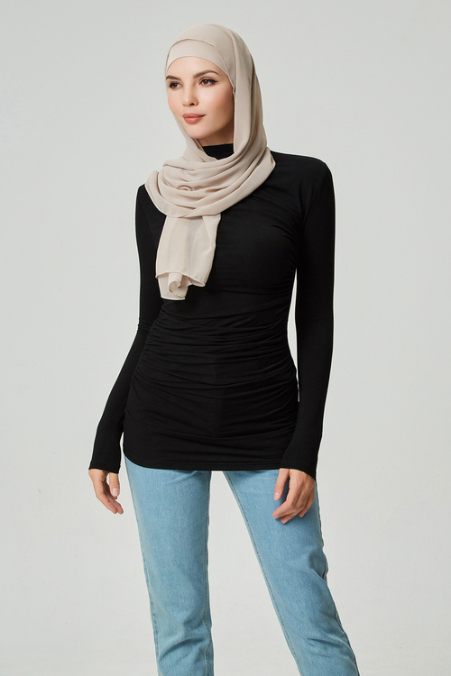 Ruched Black Top [size: 6]