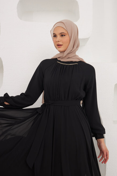 Black Evening Dress [size: 8]