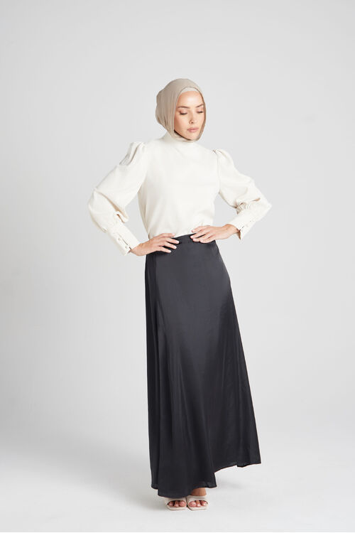 Black Satin Skirt [size: 8]