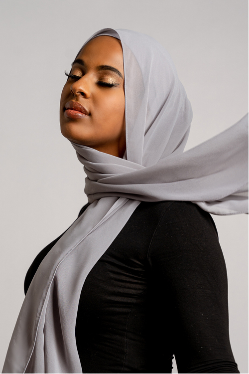 Light Grey Plain Hijab [size: Shawl - 60cm x 170cm]